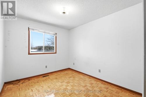 3 Forest Point Drive, Toronto, ON - Indoor Photo Showing Other Room