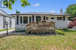 24 JULIA DRIVE Guelph (Junction/Onward Willow), ON N1H 5W1