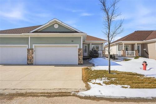 12-420 John Forsyth RD  Winnipeg, MB R2N 4M8