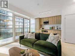 2307 - 127 BROADWAY AVENUE Toronto, ON M4P 1V4