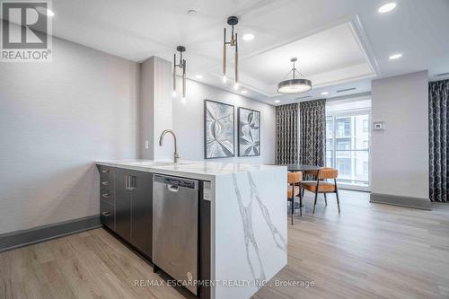 541 - 5055 Greenlane Road, Lincoln, ON - Indoor Photo Showing Kitchen With Upgraded Kitchen