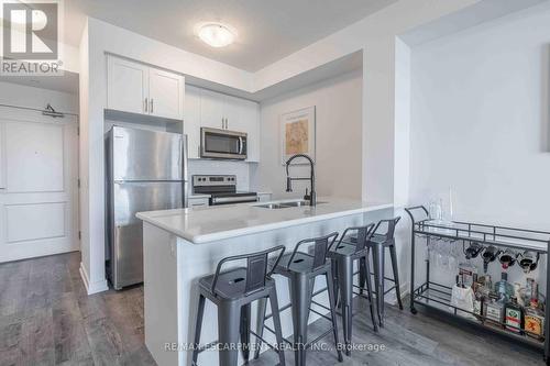 541 - 5055 Greenlane Road, Lincoln, ON - Indoor Photo Showing Kitchen With Double Sink