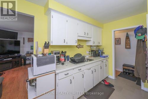 Unit 2 - 79 Joyce Street, St. Thomas, ON - Indoor Photo Showing Kitchen