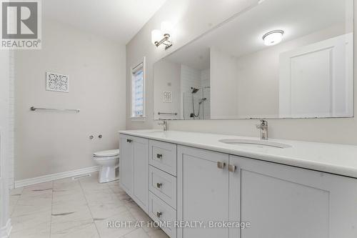 272 Maygrass Way, Ottawa, ON - Indoor Photo Showing Bathroom
