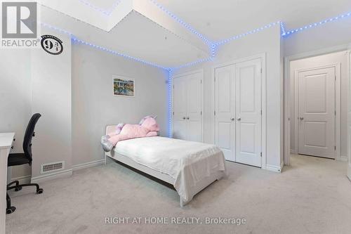 272 Maygrass Way, Ottawa, ON - Indoor Photo Showing Bedroom