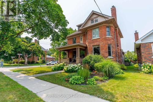 1304 4TH AVENUE W  Owen Sound, ON N4K 4W8