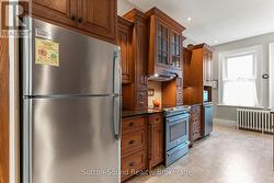 Classy Cabinetry/Granite Counters - 