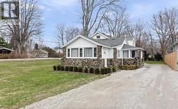 872 ERIE AVENUE  Kingsville, ON N9Y 3E1