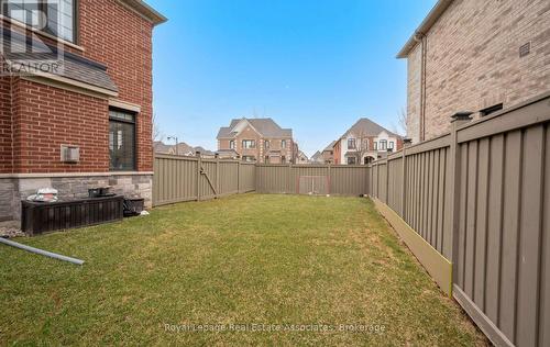 1285 Raspberry Terrace, Milton, ON - Outdoor