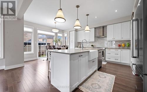 1285 Raspberry Terrace, Milton, ON - Indoor Photo Showing Kitchen With Upgraded Kitchen