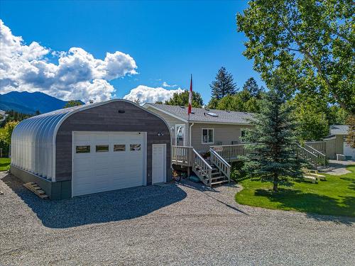 1474 93 95 Highway, Windermere, BC 