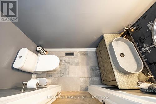 1005 Fair Birch Drive, Mississauga, ON - Indoor Photo Showing Bathroom