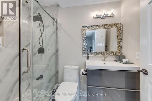 1005 Fair Birch Drive, Mississauga, ON - Indoor Photo Showing Bathroom