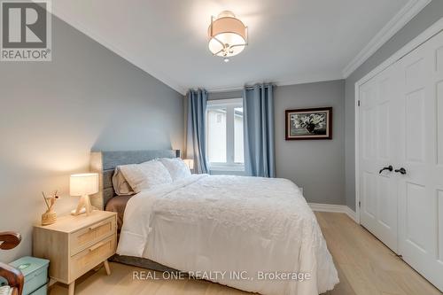 1005 Fair Birch Drive, Mississauga, ON - Indoor Photo Showing Bedroom