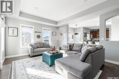 562 Evergreen Boulevard, Saskatoon, SK - Indoor Photo Showing Living Room