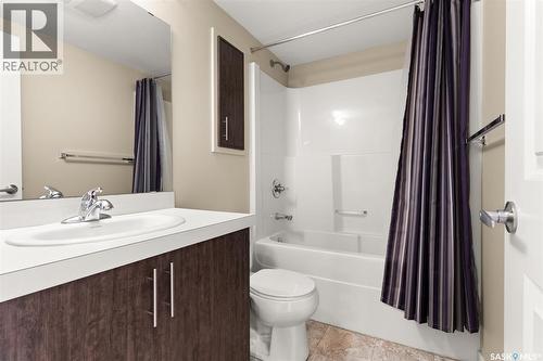 1404 5500 Mitchinson Way, Regina, SK - Indoor Photo Showing Bathroom