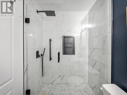 81 Parktree Drive, Vaughan, ON - Indoor Photo Showing Bathroom