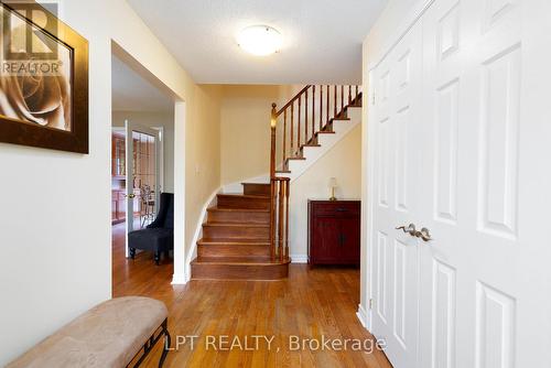 54 Meyer Circle, Markham, ON - Indoor Photo Showing Other Room