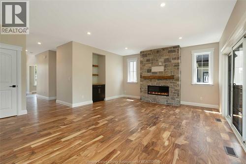 120 Bloomington, Chatham, ON - Indoor Photo Showing Living Room With Fireplace