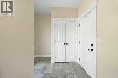 120 Bloomington, Chatham, ON - Indoor Photo Showing Other Room