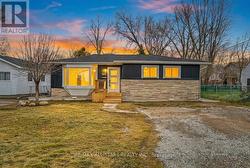 501 LAKE DRIVE S  Georgina, ON L4P 1R8