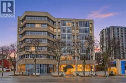 66 BAY Street S Unit# 511 Hamilton, ON L8P 4Z6