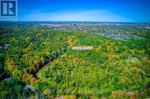 530 Golfview Court, Oakville, ON - Outdoor