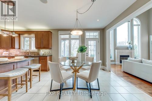 530 Golfview Court, Oakville, ON - Indoor Photo Showing Dining Room