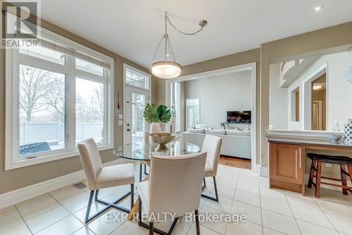 530 Golfview Court, Oakville, ON - Indoor Photo Showing Dining Room