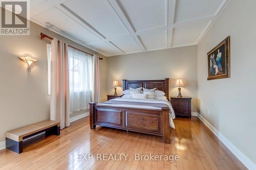530 Golfview Court, Oakville, ON - Indoor Photo Showing Bedroom