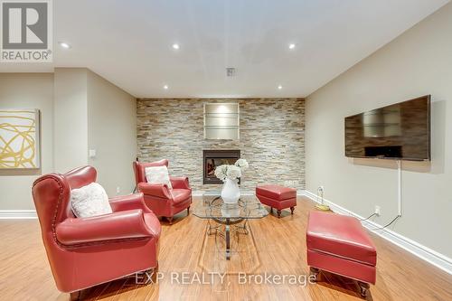 530 Golfview Court, Oakville, ON - Indoor With Fireplace