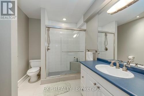 530 Golfview Court, Oakville, ON - Indoor Photo Showing Bathroom