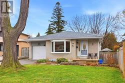 1535 THETFORD COURT  Mississauga, ON L5J 3N2