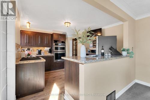 951 Atwater Avenue, Mississauga, ON - Indoor Photo Showing Kitchen