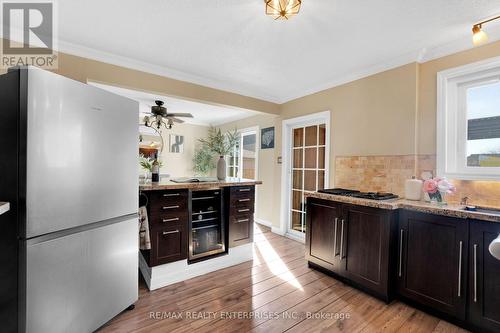 951 Atwater Avenue, Mississauga, ON - Indoor Photo Showing Kitchen