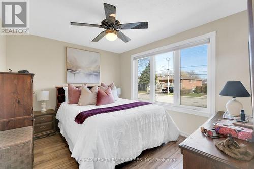 951 Atwater Avenue, Mississauga, ON - Indoor Photo Showing Bedroom