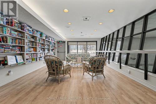 Library overlooking swimming pool - 906 - 1081 Ambleside Drive, Ottawa, ON - Indoor