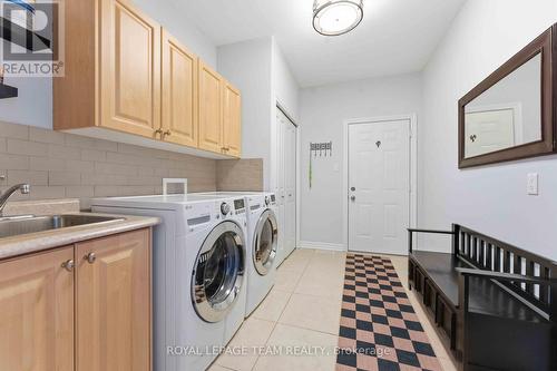 6868 Sparkling Lake Way, Ottawa, ON - Indoor Photo Showing Laundry Room