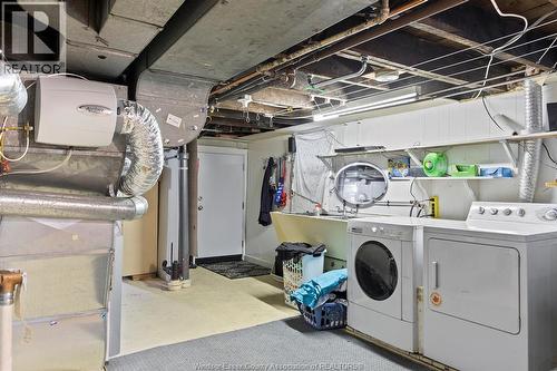 1232 Janette, Windsor, ON - Indoor Photo Showing Laundry Room