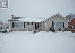615 Topsail Road  St. John's, NL A1E 2E1