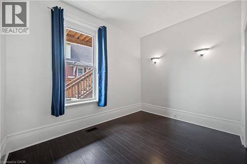 26 James Street, Cambridge, ON - Indoor Photo Showing Other Room