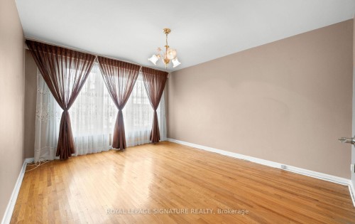 1142 Alexandra Avenue, Mississauga, ON 
