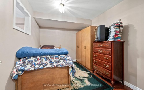 1142 Alexandra Avenue, Mississauga, ON 