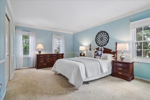 3459 Pitch Pine Crescent, Mississauga, ON - Indoor Photo Showing Bedroom