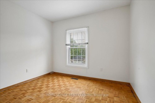 3459 Pitch Pine Crescent, Mississauga, ON - Indoor Photo Showing Other Room