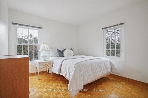 3459 Pitch Pine Crescent, Mississauga, ON - Indoor Photo Showing Bedroom