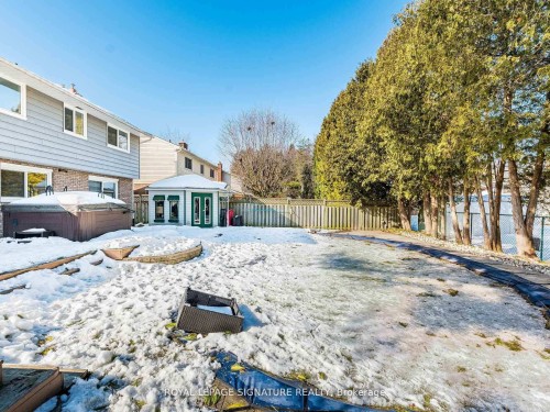 16 Alderwood Crescent, Cambridge, ON - Outdoor