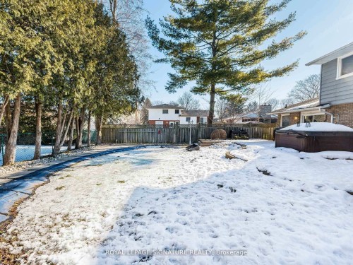 16 Alderwood Crescent, Cambridge, ON - Outdoor