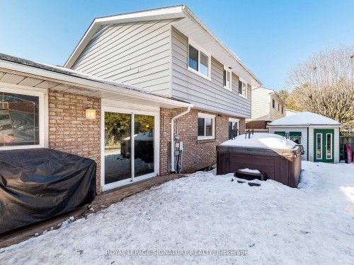 16 Alderwood Crescent, Cambridge, ON - Outdoor With Exterior