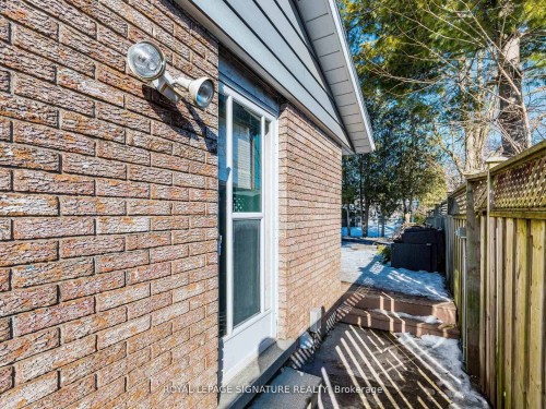 16 Alderwood Crescent, Cambridge, ON - Outdoor